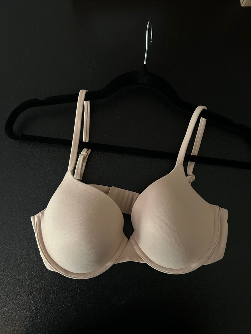 SKIMS nude bra 34C